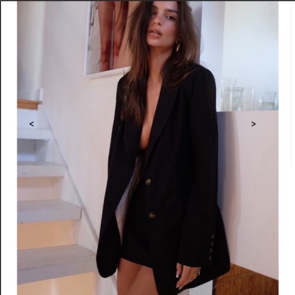 Inamorata suit